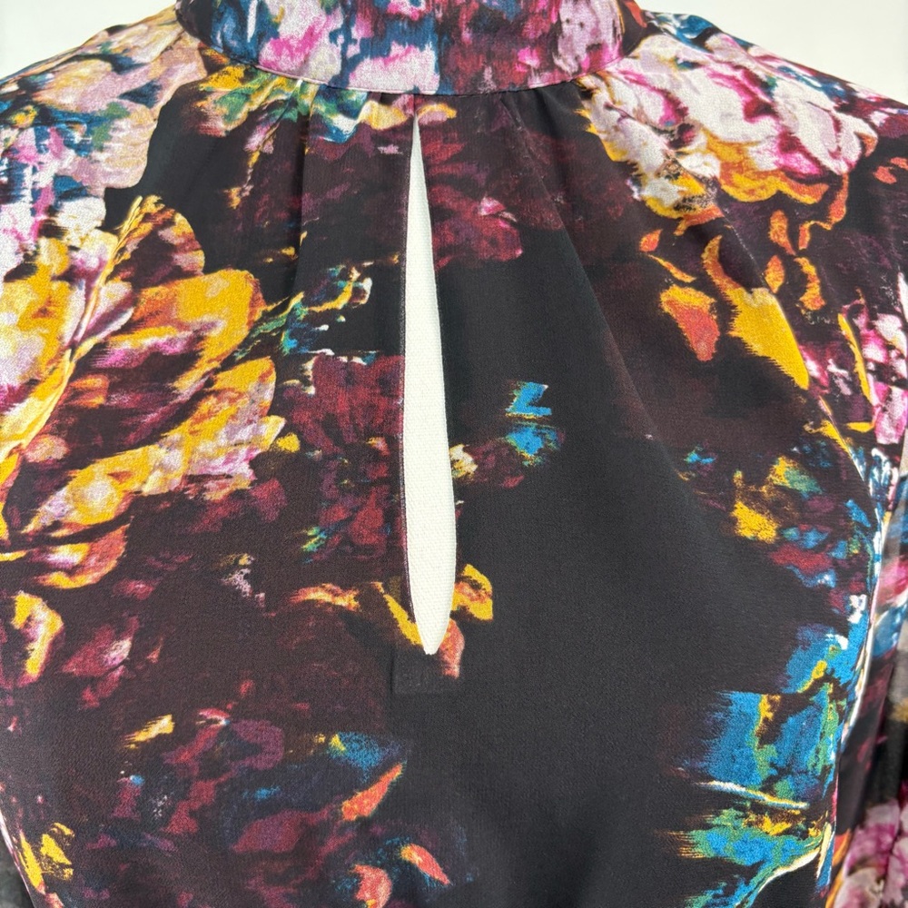 Woman’s Who What Wear belted floral dress size M - Picture 3 of 7